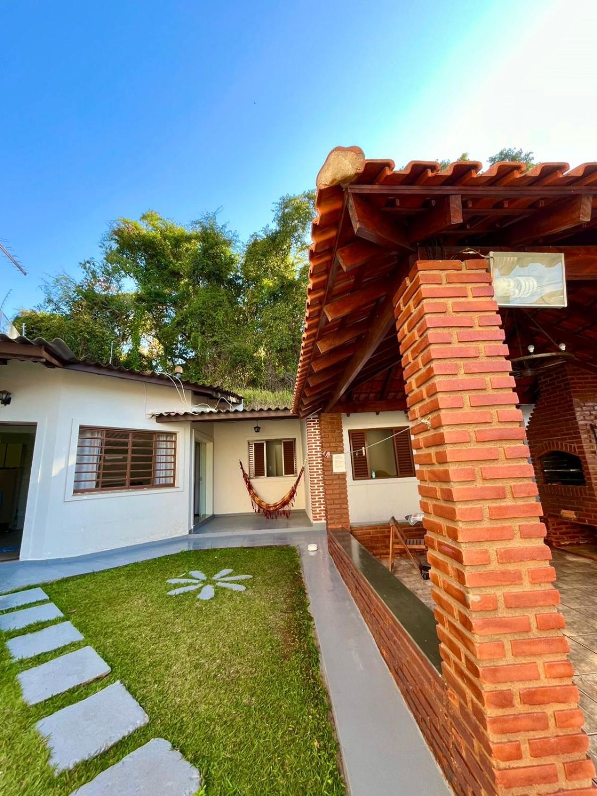 Casa No Centro De Com Piscina Holiday home Aguas de Lindoia
