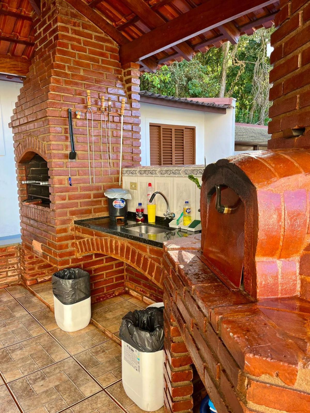 Casa No Centro De Com Piscina *