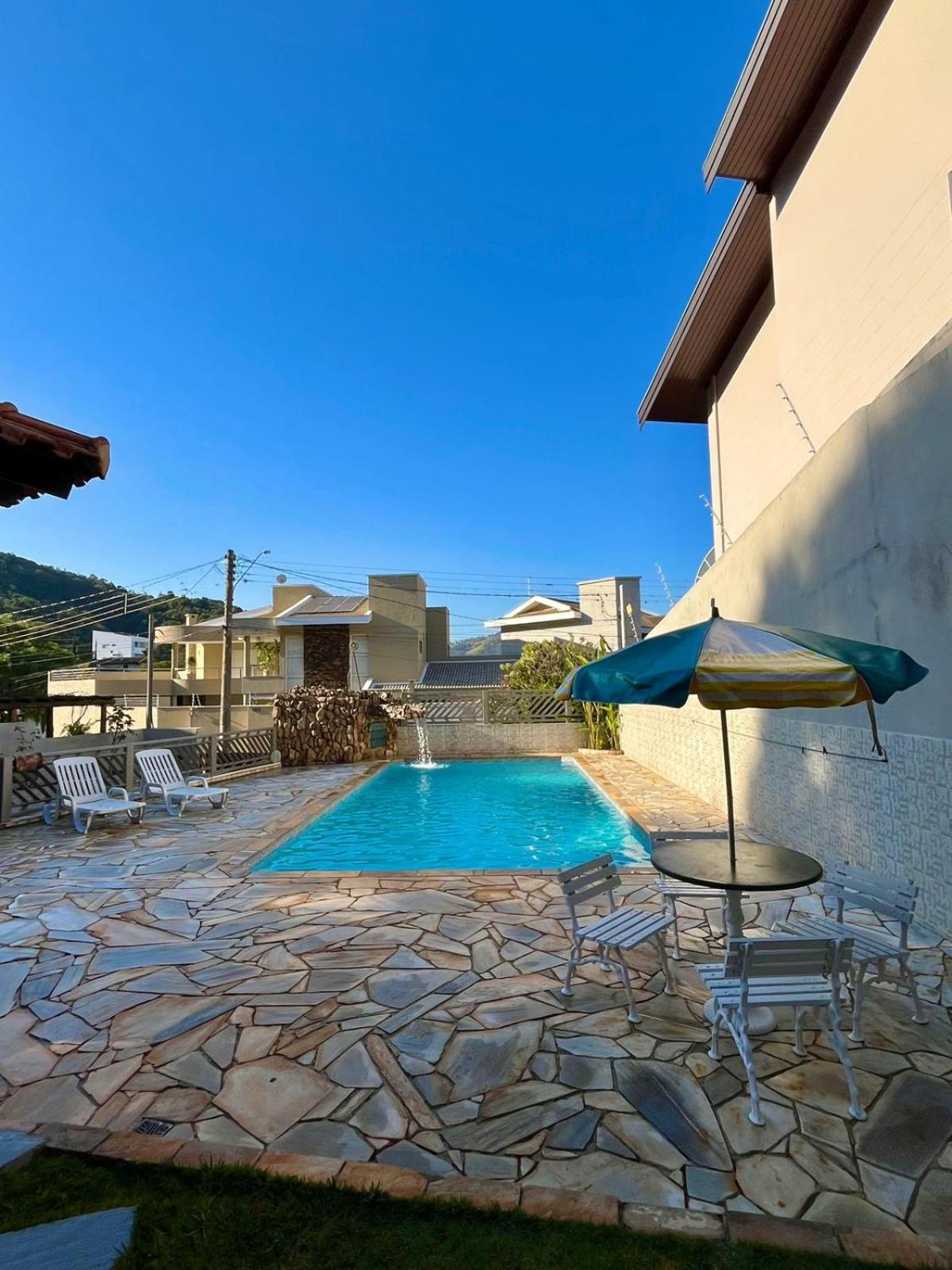 Casa No Centro De Com Piscina Holiday home Aguas de Lindoia