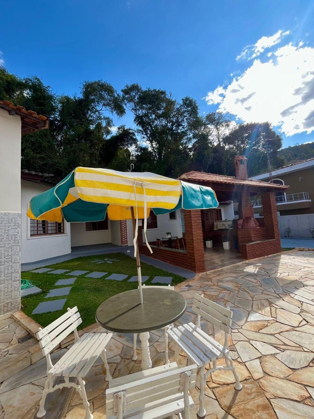 Casa No Centro De Com Piscina *